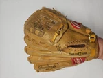 Vintage Rawlings Fast Back Edge-u-cated Heel 2757 Cal Ripken Jr 10.5" Rht. Fixed Price $39.95.
