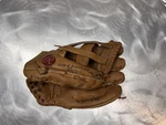 Rawlings Softball Glove Brown Leather Larry Bowa HJ29 Vintage Infield Rh Throw. Fixed Price $50.50.