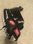 Nwt. Rawlings RSB130GB-0/3 Bsk/nfc Softball Series Glove Web Inch Lht.. Fixed Price $39.99.