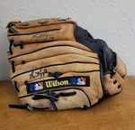 Wilson Baseball Softball T-ball Leather Glove 10 1/2" A2479 Split Hinge Signed. Fixed Price $9.99.