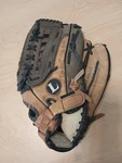 Louisville Slugger Baseball Glove Left-handed Players Series LP1350 13.5". Fixed Price $15.99.