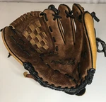 Power Bolt Onslaught Baseball Glove Inches D110N Right Handedness. Fixed Price $14.99.