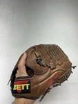 Zett BIG-1151 Ziforce Baseball Glove Rht 11.5" Oiled Leather Player's. Fixed Price $28.98.
