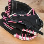 Worth Model Stm 1000 Storm Fastpitch 10" Girls Mitt Glove. Fixed Price $7.95.