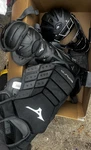 Mizuno Samurai Adult Catcher Gear Set 3PC Black/gray Nocsae Certified. Fixed Price $250.00.