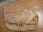 Vintage 1970S Spalding Rich Hebner 42-3256 Baseball Glove Lht. Fixed Price $22.95.