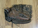 Mizuno Fastpitch Model Glove 13" GFN1307 Finch Softball Rht Brown Leather. Fixed Price $19.95.