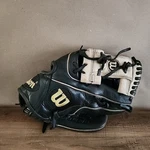 Wilson A1000 1788 Baseball Glove 11 " Right Hand Throw Ecco Leather Black/beige. Fixed Price $69.99.