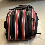 Diamond Hand Crafted Leather Baseball Softball Glove 9.5 Inch Black Red White. Fixed Price $30.00.