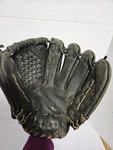 Mizuno Prospect Series 12" Gpl 1206 Pink Black Rht Softball Glove. Used. Fixed Price $14.99.