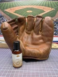 1970S Wilson A2105 Frank Thomas Ballhawk Rht Baseball Glove. Fixed Price $119.00.