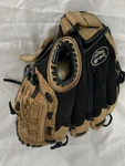 Louisville Slugger GENB1000 10" Youth Baseball Mitt Glove Rht (fits Left). Fixed Price $13.67.
