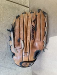 Mizuno Finch Series GFN1309 Fastpitch Model Softball Glove Tribal C29. Fixed Price $37.99.