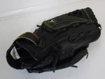 Mizuno 12.5 Inch Fastpitch Baseball Glove Right Hand Throw (GSP1256D). Fixed Price $31.99.