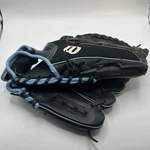 Wilson Flash 11" Fastpitch Softball Glove WTAD4RF15B511 Leather Black Blue Rht. Fixed Price $24.98.