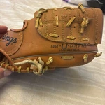 Rawlings SKN800317 Baseball Glove Right Hand Throw. Fixed Price $10.00.