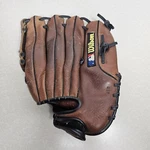 Wilson Staff A0702 ST11 11" Baseball Glove Player-goes Right Hand. Fixed Price $35.00.