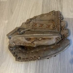 Wilson A2605 Willie Horton Pro Style 10 Baseball Glove Right Hand Throw. Fixed Price $29.87.