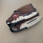 Rawlings Baseball Glove Left Handed R130RB 13". Fixed Price $19.00.