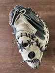 Star Pro Elite Baseball Catcher's Mitt CM3000BT Right Hand Throw. Fixed Price $149.99.