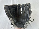 Mizuno Finch Tradition Softball/baseball Glove #gtr 1255 Right Handed Thrower. Fixed Price $19.95.