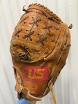 Softball Baseball Glove U&s USG90 Leather Right Handed Ssk Dimple Slowpitch. Fixed Price $27.50.