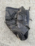 Mizuno Global Elite GGE10FP Fastpitch Softball Glove 12.5" - Rht. Fixed Price $84.99.