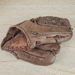 Vintage Sporting Goods Baseball Glove Model 9133 Rht Made Japan. Fixed Price $22.94.