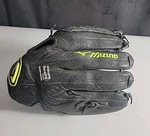 Mizuno 12" Gpl 1209B Fastpitch Softball Glove Fits On Right Hand Leather Black. Fixed Price $24.99.