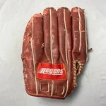Regent Magnum Ii 03501 Lh Baseball Glove.. Fixed Price $13.50.