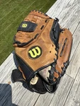 Wilson A0500 P115 11.5" Leather Glove Right Hand Throw Pro Baseball Mitt. Fixed Price $24.99.