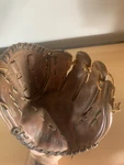 Wilson A1825 PS2 Pro Staff Series Baseball Mitt Glove 11" Rht Right Hand Thrower. Fixed Price $18.75.