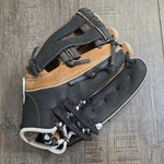 Easton Scout Baseball Glove Youth 10.5" Right Hand Throw Leather Tan Black. Fixed Price $19.95.