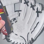Rawlings Heart Of The Hide 11 3/4" Left Hand Throw Baseball Glove White/black. Fixed Price $299.99.