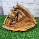 Vintage Diamond Master S373 Woven Pro Style Pocket Baseball Glove Rht. Fixed Price $12.00.