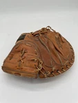 Wilson A2514 Carlton Fisk Catchers Mitt Twin Action Grip Tite Pocket Brown. Fixed Price $35.00.