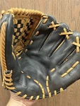 Easton Salvo Slv 12 Glove Right Hand Throw Rht Leather Stripes. Fixed Price $19.75.