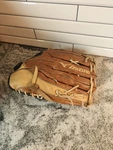 Mizuno World Win Gww 1301 Superior Design Rht Brown Leather Baseball Glove 13". Fixed Price $24.55.