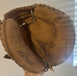 Mizuno Gxc 102 Boys Catchers Mitt Baseball Glove Used Right Hand Throw. Fixed Price $44.84.