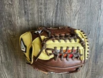 Akadema AMV218 - 11.5 Inch Baseball Glove Infield/pitcher/outfield New. Fixed Price $100.00.