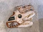 Wilson Boss 131962 Rht Baseball Glove. Fixed Price $12.00.