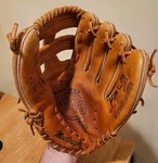 Macgregor #K2397 Baseball Glove Rht Steerhide Leather Ron Cey Pro Mag. Fixed Price $20.70.