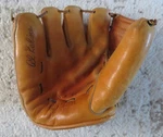 Wilson 1950'S SK-11 Kaline Model Glove Nice Left Handed Rare !. Fixed Price $300.00.