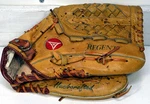 Regent Big Man Classic Top Grain Cowhide Baseball Glove Right Hand Throw Vintage. Fixed Price $13.75.