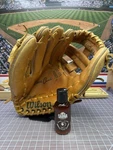 1970S Wilson A2253 Dave Cash Lht Pro Lock Baseball Glove. Fixed Price $139.00.
