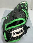 Franklin Fast Pitch Pro Series 22317 -11" Softball Baseball Youth Glove Rht. Fixed Price $20.00.