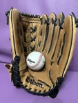 Wilson Softball/baseball Glove A360 Brown/black A0360TRES14 Right Hand Throw. Fixed Price $40.00.