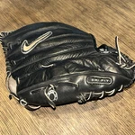 Nike Show Series 1150 11.5" Leather Dri-fit Baseball Softball Glove Black. Fixed Price $19.99.