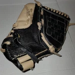 Youth Adidas Black Brown Rt Hander Baseball Tball Glove Mitt Eazy Close 9.5". Fixed Price $14.95.