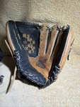 Rawlings #RBG10D 13" Rht Fast Pitch Softball Glove Full Grain Leather Shell. Fixed Price $24.99.
